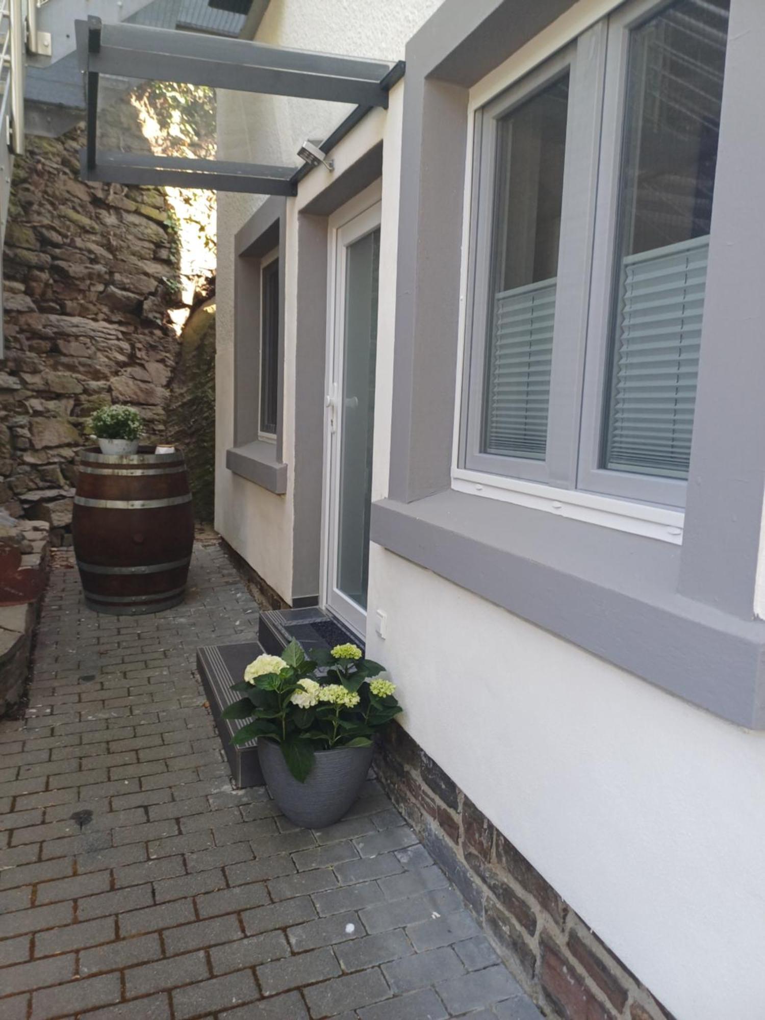 Ferienapartment Zur Bunten Kuh Walporzheim Bad Neuenahr-Ahrweiler Bagian luar foto
